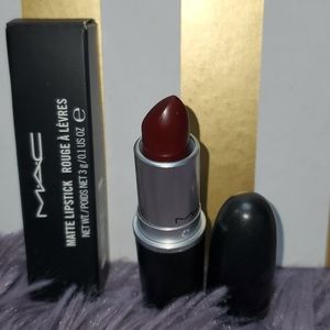 MAC Runner Lipstick